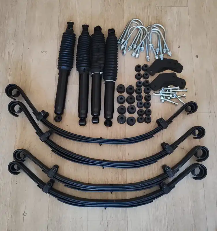 Kit Rialzo Suzuki Samurai/Sj +8 Cm Ultimissimo Modello