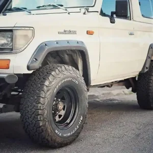 Parafanghini +5 cm Toyota Land Cruiser 70 Economico