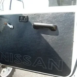 Vendita Finale Pannelli Porte Anteriori ABS Nissan Patrol Tr – GR Y60