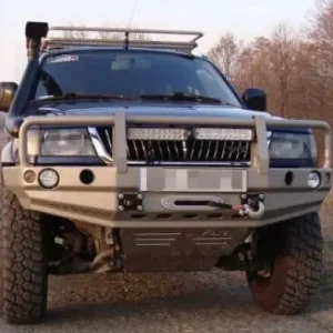 Paraurti Anteriore Con Supporto Verricello e Bullbar Mitsubishi Pajero Sport 2000-2008 Affare