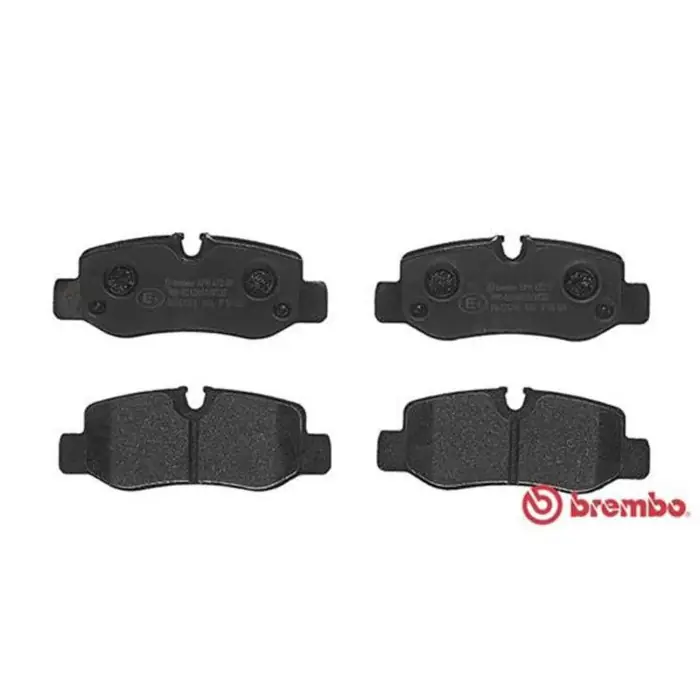 Offerta Speciale Kit pastiglie freno, Freno a disco P 50 126 BREMBO per MERCEDES-BENZ