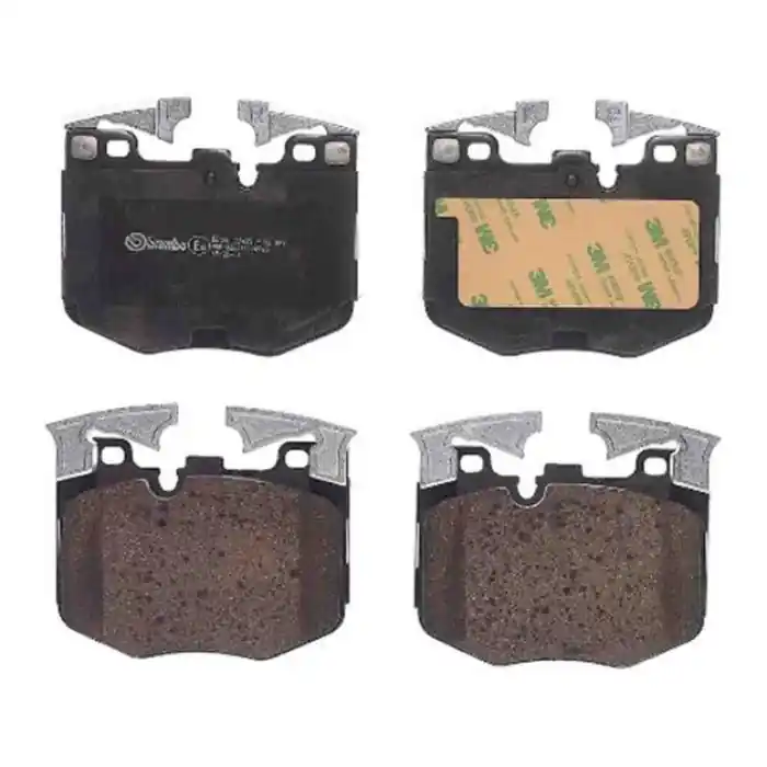 Kit pastiglie freno, Freno a disco P 06 099 BREMBO per BMW TOYOTA Offerta